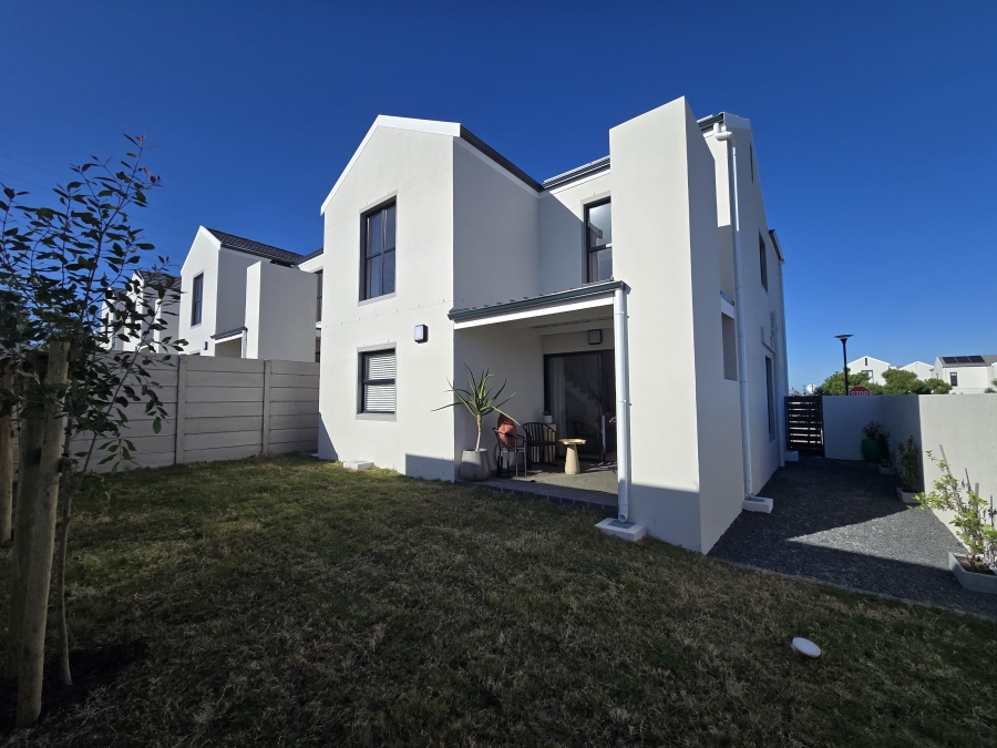 To Let 3 Bedroom Property for Rent in Haasendal Western Cape
